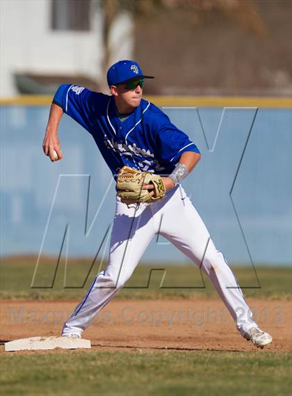 Thumbnail 2 in Escalon @ Sierra photogallery.