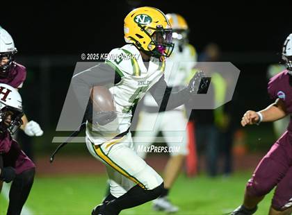 Thumbnail 3 in New London @ North Haven photogallery.