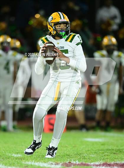 Thumbnail 3 in New London @ North Haven photogallery.