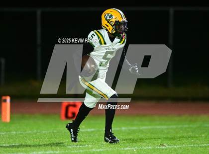 Thumbnail 2 in New London @ North Haven photogallery.