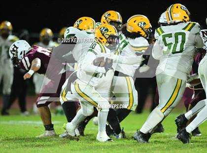 Thumbnail 1 in New London @ North Haven photogallery.