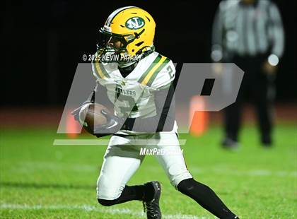 Thumbnail 3 in New London @ North Haven photogallery.