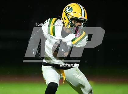 Thumbnail 1 in New London @ North Haven photogallery.