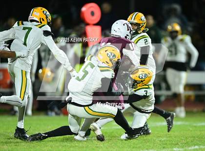 Thumbnail 1 in New London @ North Haven photogallery.