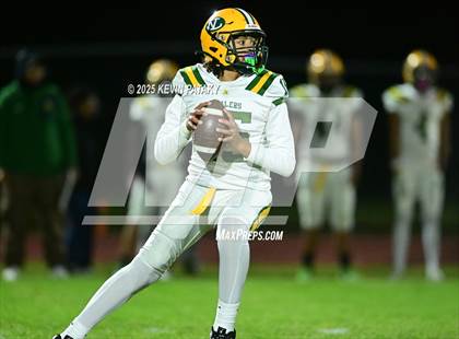 Thumbnail 2 in New London @ North Haven photogallery.