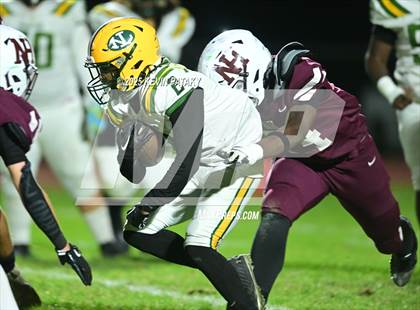 Thumbnail 3 in New London @ North Haven photogallery.