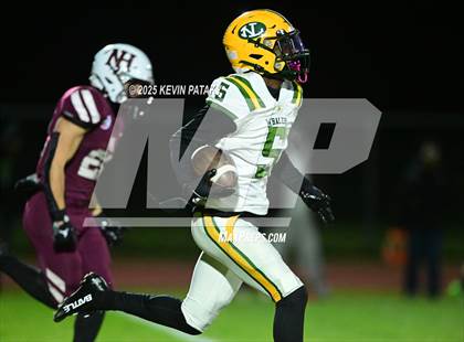 Thumbnail 3 in New London @ North Haven photogallery.