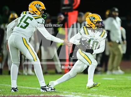 Thumbnail 3 in New London @ North Haven photogallery.