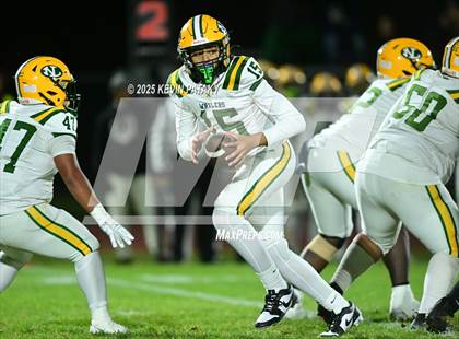 Thumbnail 3 in New London @ North Haven photogallery.