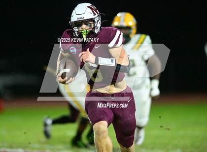 Thumbnail 3 in New London @ North Haven photogallery.