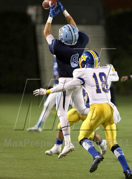 Thumbnail 3 in Corona del Mar vs. Nordhoff (CIF SoCal Regional D3 Final) photogallery.