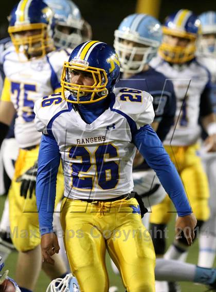 Thumbnail 1 in Corona del Mar vs. Nordhoff (CIF SoCal Regional D3 Final) photogallery.