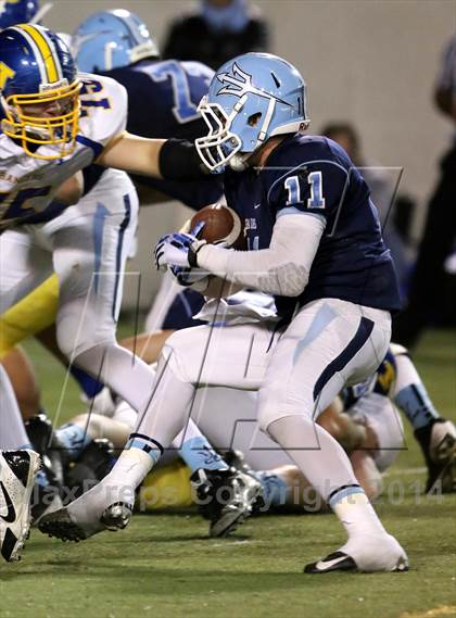 Thumbnail 1 in Corona del Mar vs. Nordhoff (CIF SoCal Regional D3 Final) photogallery.
