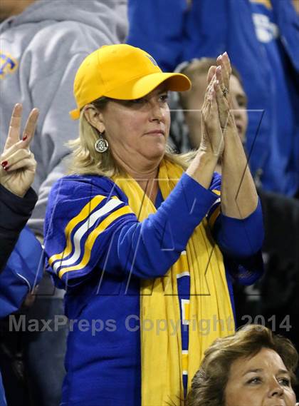 Thumbnail 3 in Corona del Mar vs. Nordhoff (CIF SoCal Regional D3 Final) photogallery.