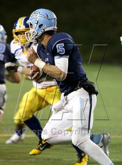 Thumbnail 1 in Corona del Mar vs. Nordhoff (CIF SoCal Regional D3 Final) photogallery.