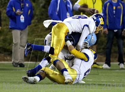 Thumbnail 2 in Corona del Mar vs. Nordhoff (CIF SoCal Regional D3 Final) photogallery.