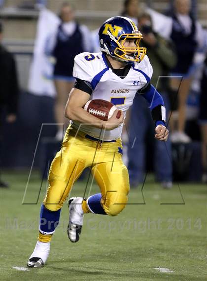 Thumbnail 1 in Corona del Mar vs. Nordhoff (CIF SoCal Regional D3 Final) photogallery.