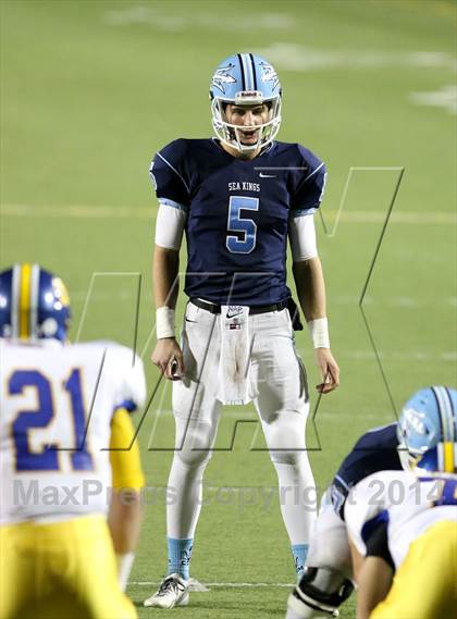 Thumbnail 2 in Corona del Mar vs. Nordhoff (CIF SoCal Regional D3 Final) photogallery.