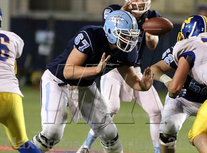 Thumbnail 3 in Corona del Mar vs. Nordhoff (CIF SoCal Regional D3 Final) photogallery.