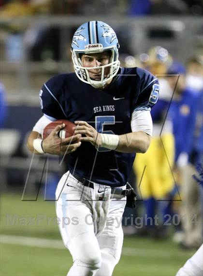 Thumbnail 2 in Corona del Mar vs. Nordhoff (CIF SoCal Regional D3 Final) photogallery.