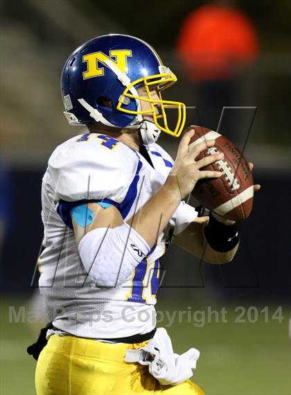 Thumbnail 1 in Corona del Mar vs. Nordhoff (CIF SoCal Regional D3 Final) photogallery.
