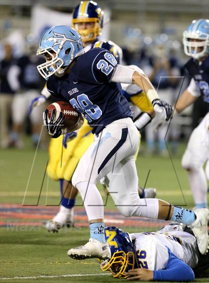 Thumbnail 2 in Corona del Mar vs. Nordhoff (CIF SoCal Regional D3 Final) photogallery.