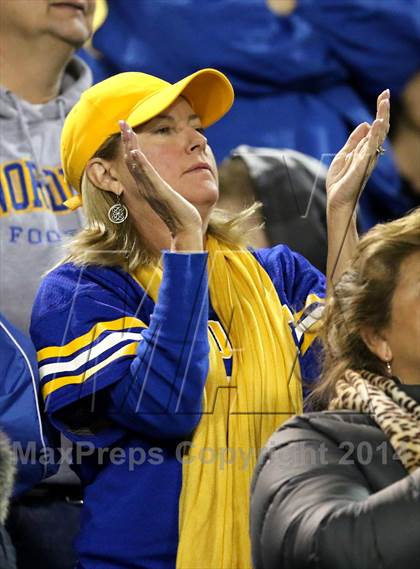 Thumbnail 3 in Corona del Mar vs. Nordhoff (CIF SoCal Regional D3 Final) photogallery.