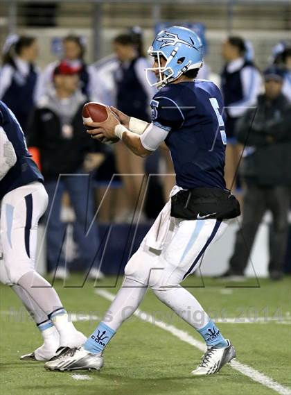 Thumbnail 3 in Corona del Mar vs. Nordhoff (CIF SoCal Regional D3 Final) photogallery.