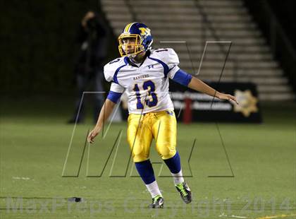 Thumbnail 3 in Corona del Mar vs. Nordhoff (CIF SoCal Regional D3 Final) photogallery.