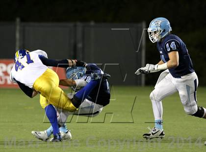 Thumbnail 3 in Corona del Mar vs. Nordhoff (CIF SoCal Regional D3 Final) photogallery.
