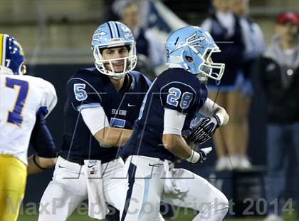 Thumbnail 3 in Corona del Mar vs. Nordhoff (CIF SoCal Regional D3 Final) photogallery.