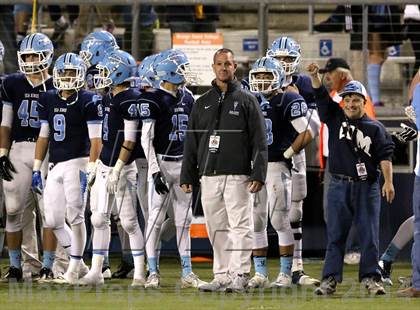 Thumbnail 3 in Corona del Mar vs. Nordhoff (CIF SoCal Regional D3 Final) photogallery.
