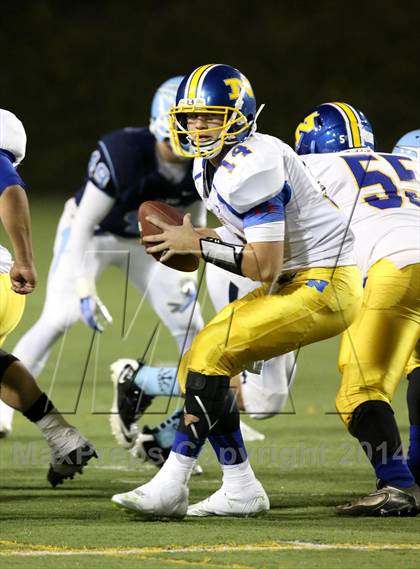 Thumbnail 1 in Corona del Mar vs. Nordhoff (CIF SoCal Regional D3 Final) photogallery.