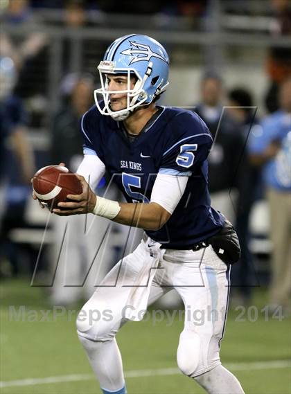 Thumbnail 2 in Corona del Mar vs. Nordhoff (CIF SoCal Regional D3 Final) photogallery.