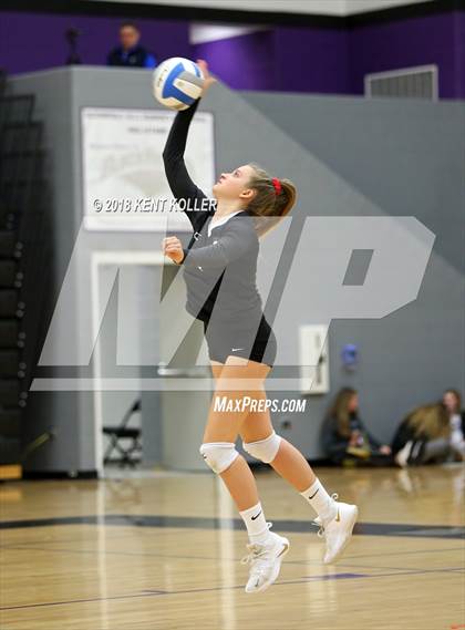 Thumbnail 2 in Troy vs Avondale (MHSAA District Quarterfinal) photogallery.
