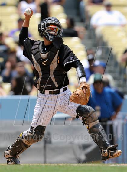 Thumbnail 1 in Cleveland vs. San Fernando (CIF LACS D1 Final) photogallery.