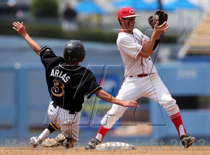 Thumbnail 2 in Cleveland vs. San Fernando (CIF LACS D1 Final) photogallery.