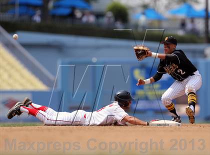 Thumbnail 3 in Cleveland vs. San Fernando (CIF LACS D1 Final) photogallery.