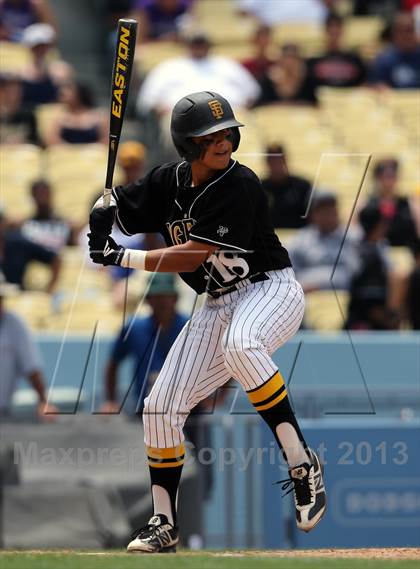 Thumbnail 3 in Cleveland vs. San Fernando (CIF LACS D1 Final) photogallery.