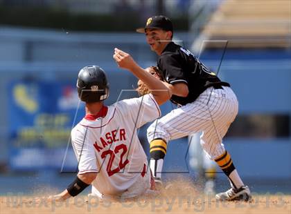 Thumbnail 3 in Cleveland vs. San Fernando (CIF LACS D1 Final) photogallery.