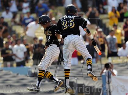 Thumbnail 3 in Cleveland vs. San Fernando (CIF LACS D1 Final) photogallery.