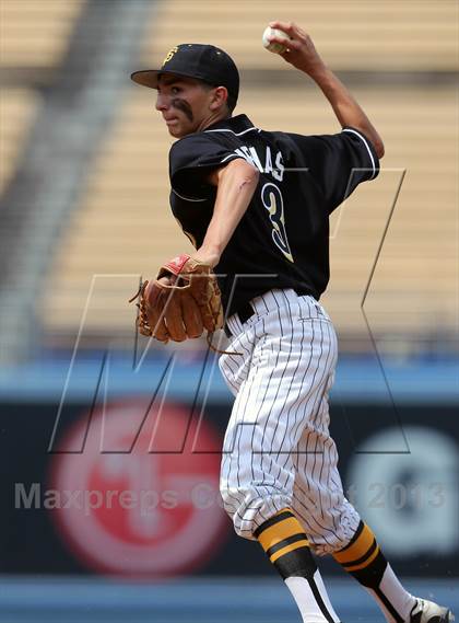 Thumbnail 2 in Cleveland vs. San Fernando (CIF LACS D1 Final) photogallery.