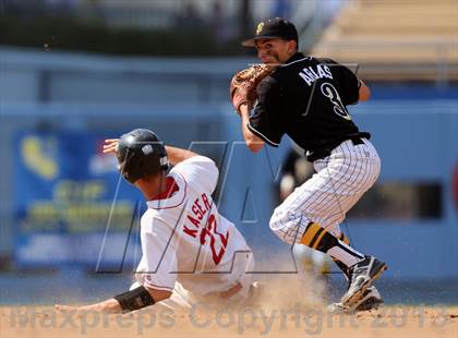 Thumbnail 2 in Cleveland vs. San Fernando (CIF LACS D1 Final) photogallery.