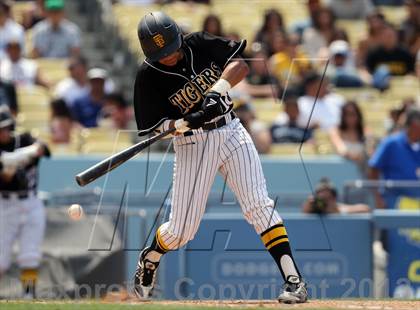 Thumbnail 3 in Cleveland vs. San Fernando (CIF LACS D1 Final) photogallery.
