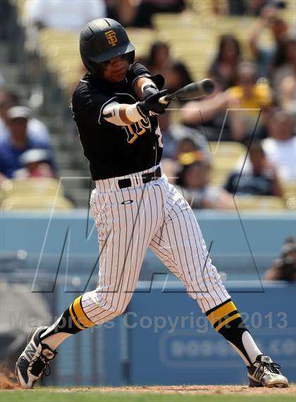 Thumbnail 1 in Cleveland vs. San Fernando (CIF LACS D1 Final) photogallery.