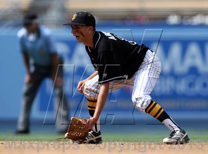 Thumbnail 2 in Cleveland vs. San Fernando (CIF LACS D1 Final) photogallery.