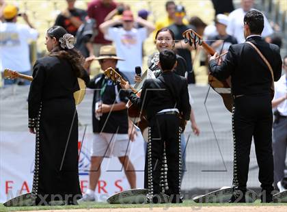 Thumbnail 3 in Cleveland vs. San Fernando (CIF LACS D1 Final) photogallery.