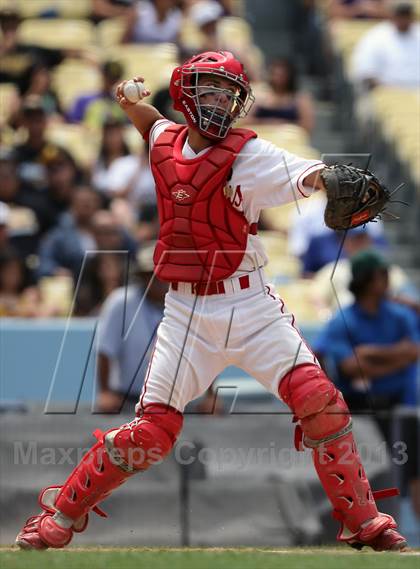 Thumbnail 2 in Cleveland vs. San Fernando (CIF LACS D1 Final) photogallery.