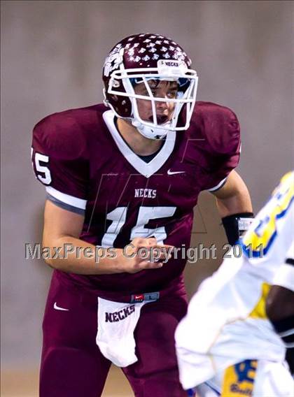 Thumbnail 3 in Chapel Hill vs. Columbia (3A Regional Semifinals) photogallery.