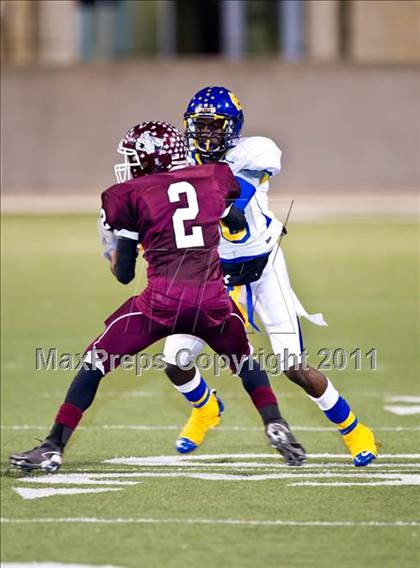 Thumbnail 1 in Chapel Hill vs. Columbia (3A Regional Semifinals) photogallery.